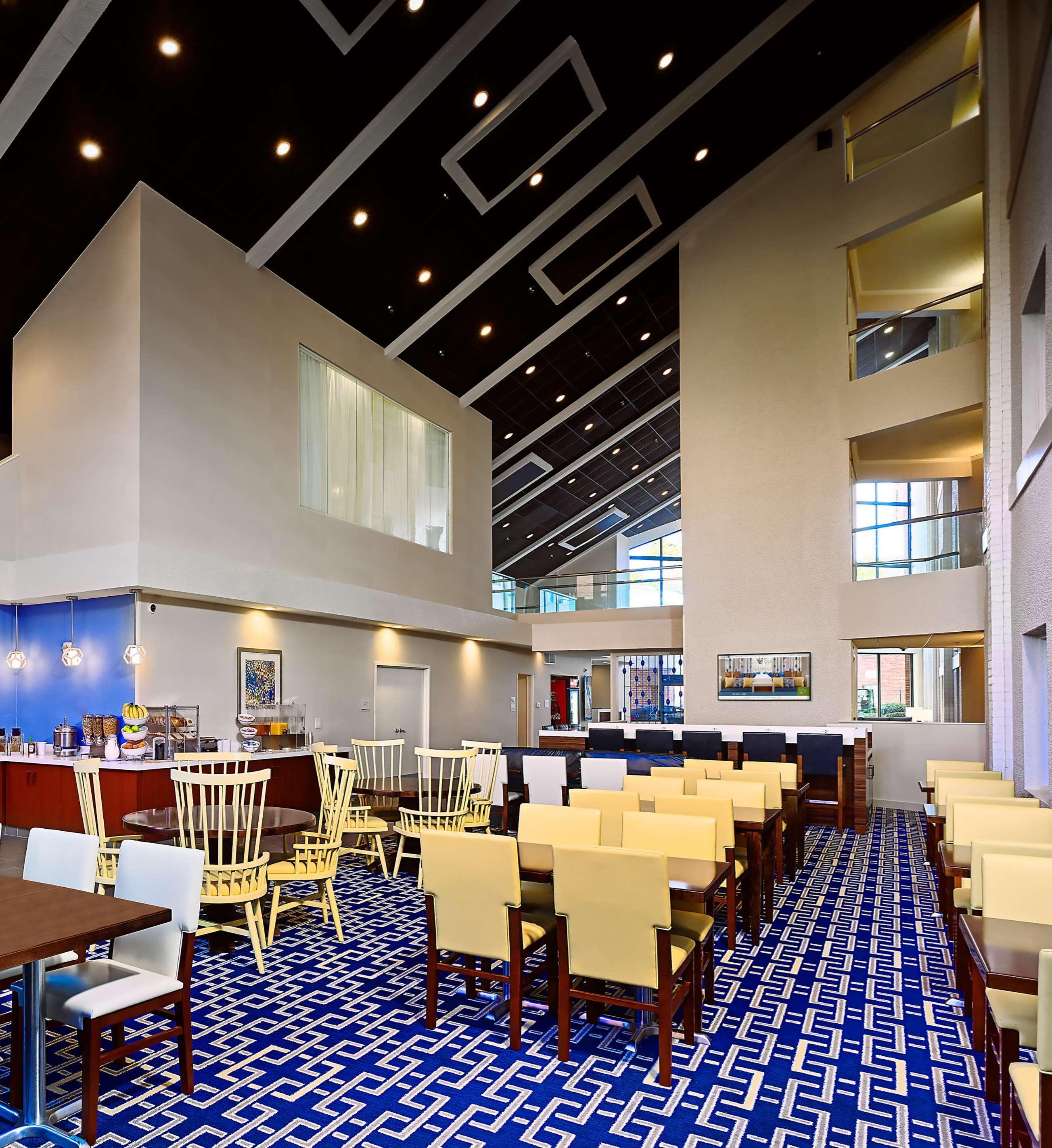 Hotel Sonesta Simply East Poplar Pike