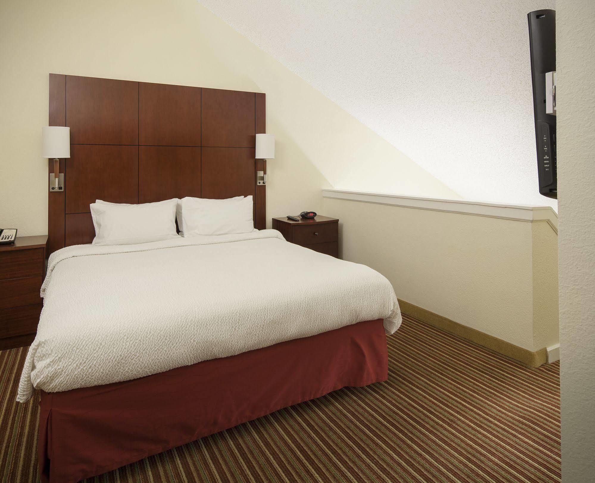 Hotel Sonesta Simply East Poplar Pike Memphis